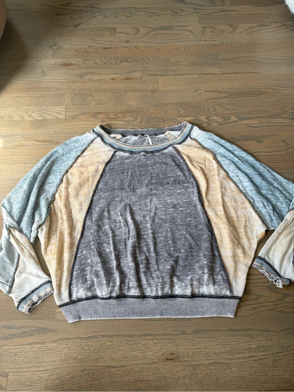 Free People Lightweight Raglan Sweatshirt Large
